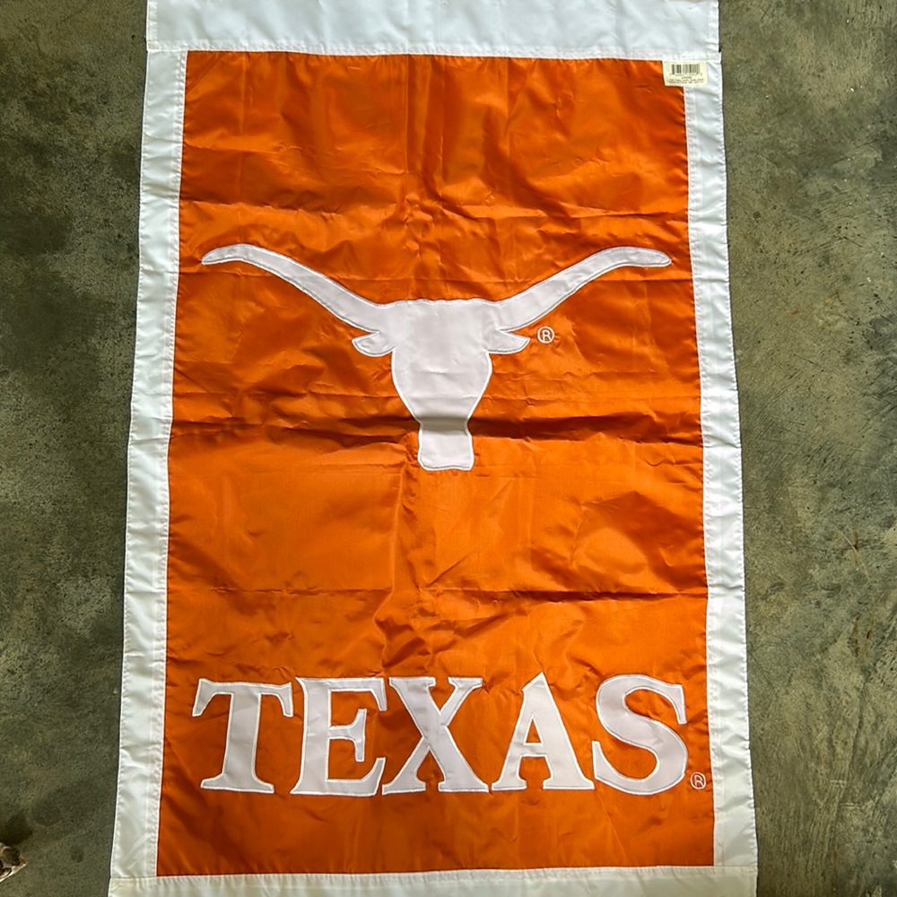 🧡🧡 University of Texas Flag 🧡🧡